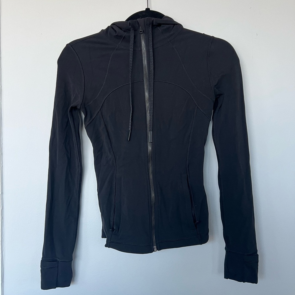 Lululemon Nulu Define